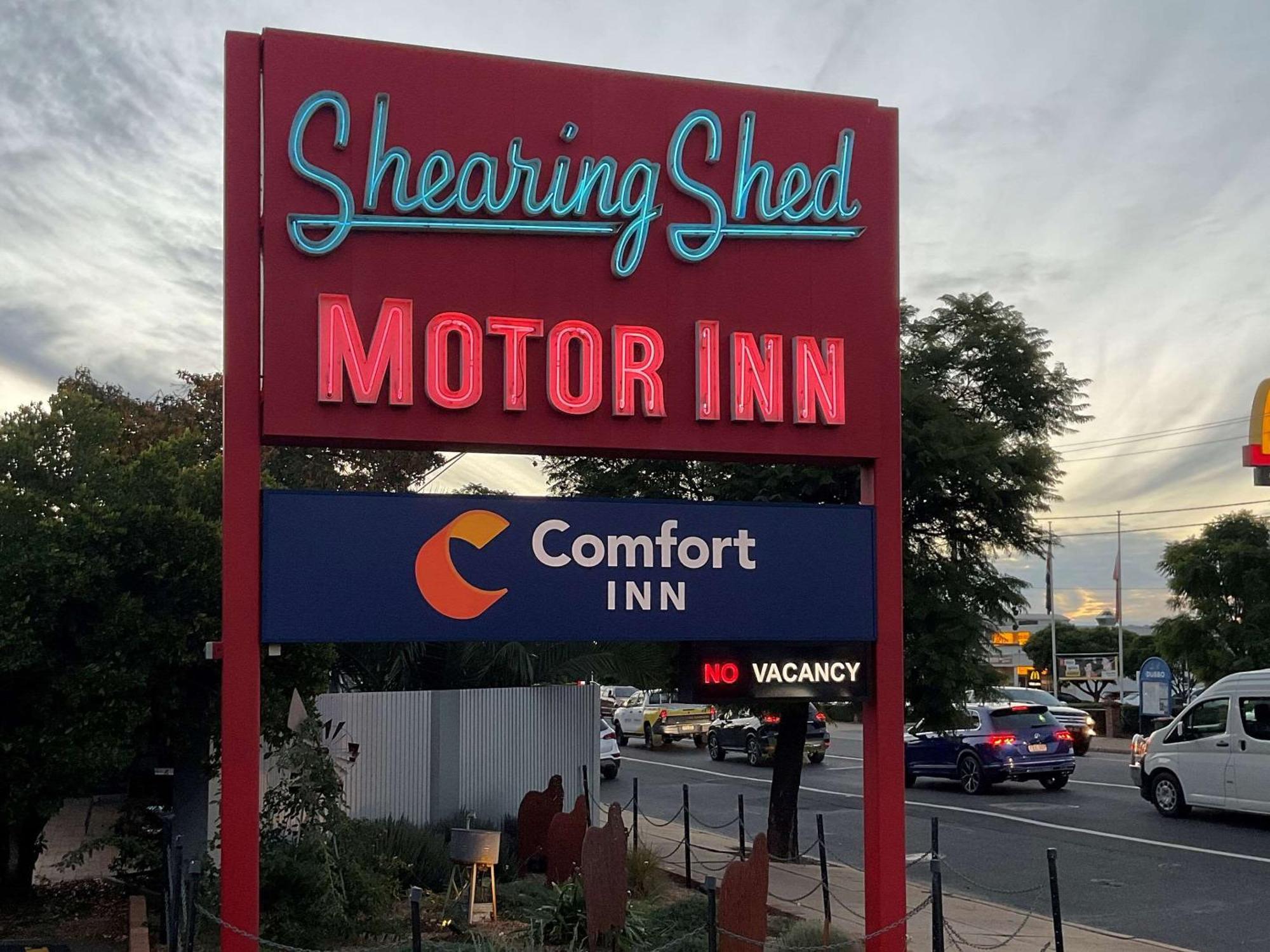 Comfort Inn Shearing Shed ดับโบ ภายนอก รูปภาพ